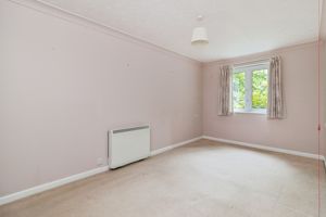 BEDROOM- click for photo gallery
